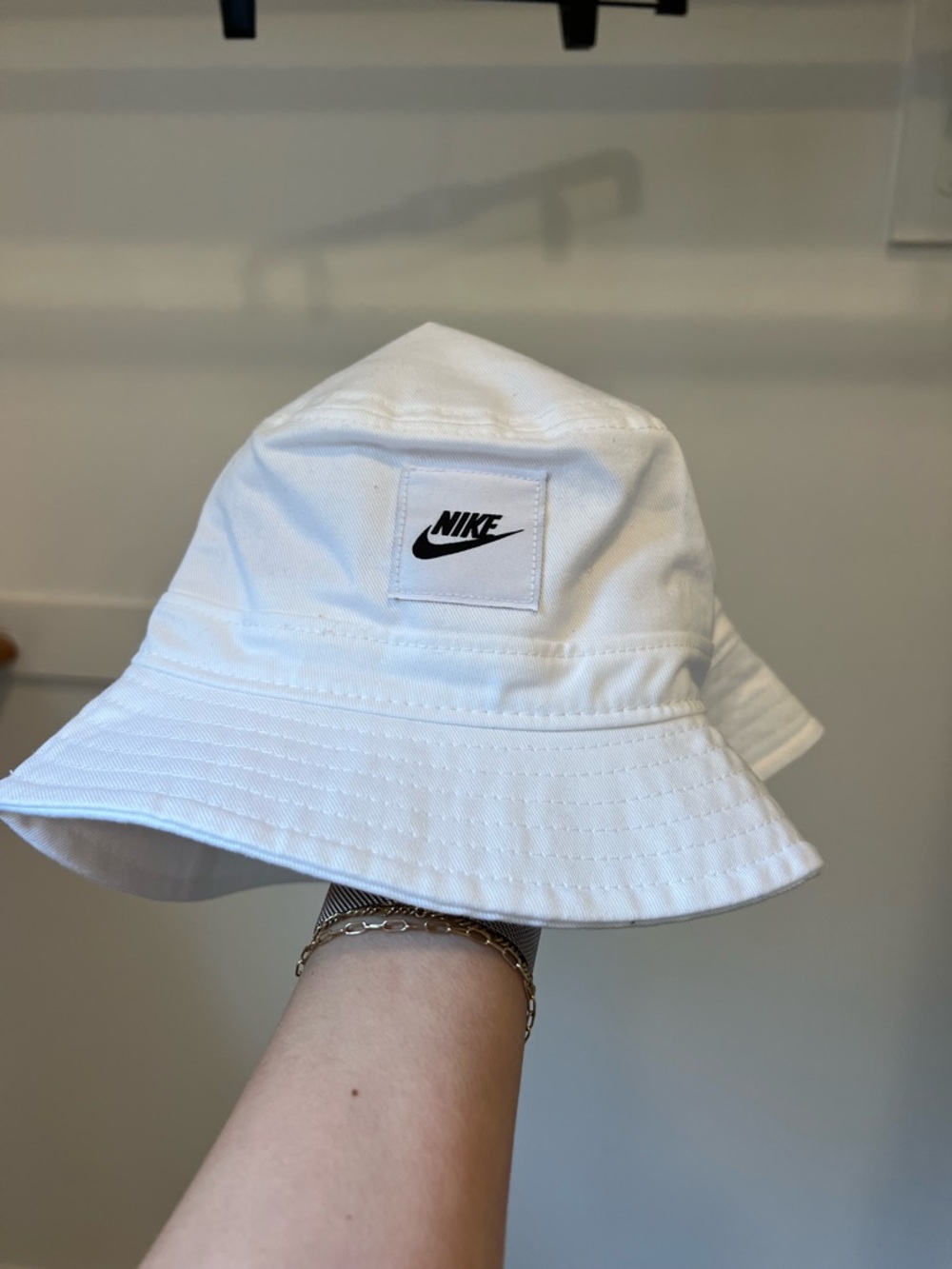 Nike Kids White Bucket Hat with Black Swoosh Patch